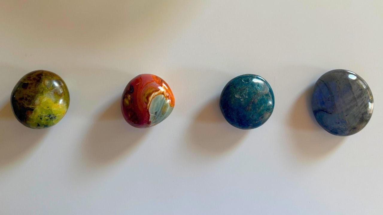 pick a card |how does he see you?| timeless tarot reading