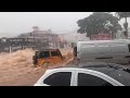 Troller amarelo enfrentando enchente alagamento em Franca SP