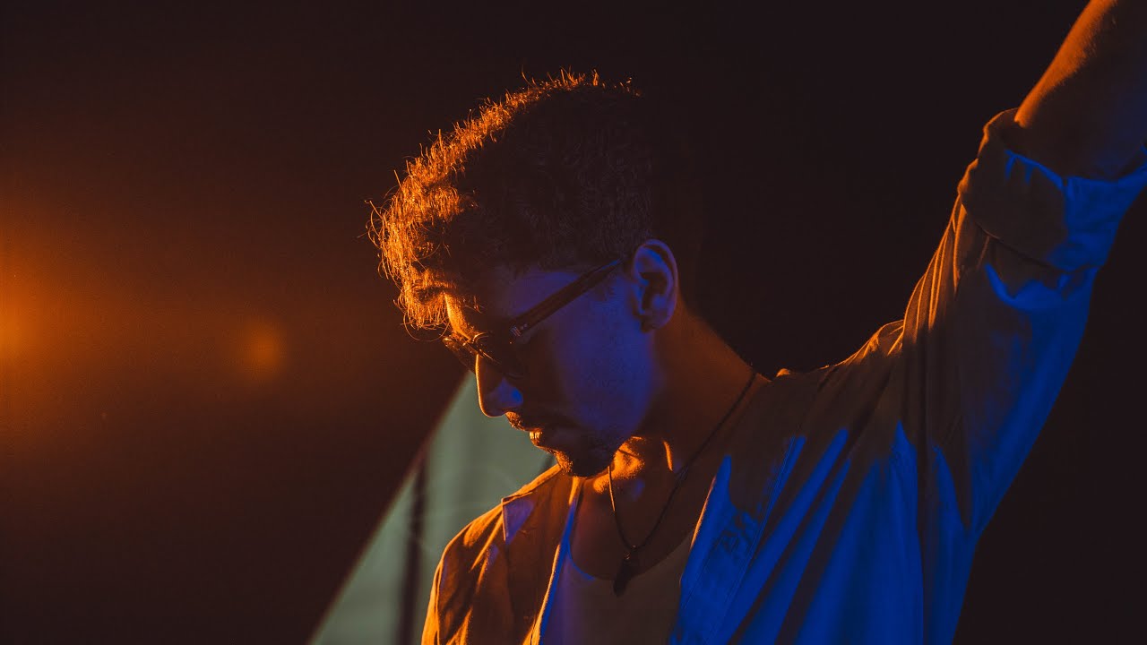 Distantes - Coco Saenz (Concierto Audiovisual)