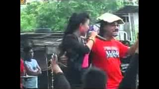 Download lagu .MONATA ~ BIMBANG ~ NIKEN APRILIA - by amy chan