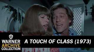 Trailer HD | A Touch of Class | Warner Archive Resimi