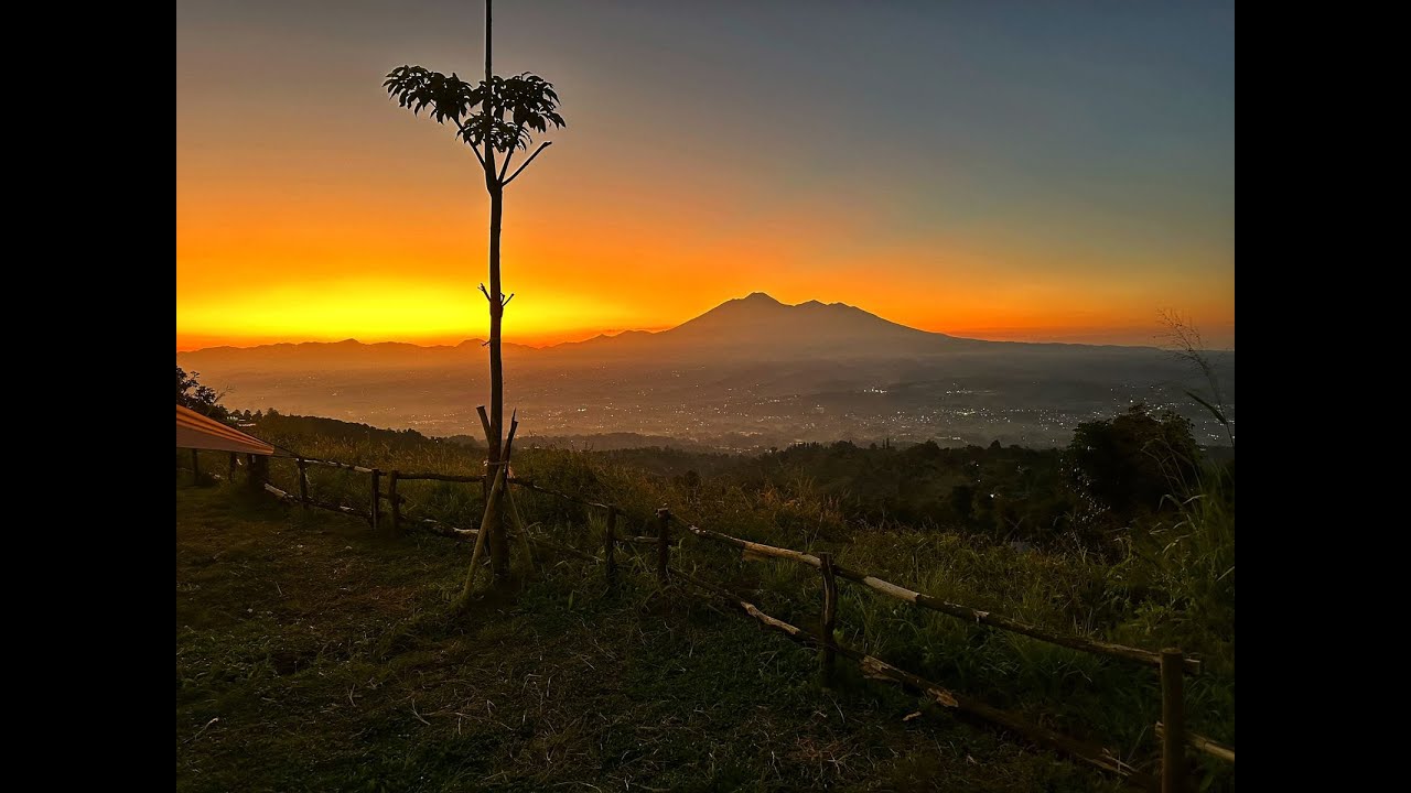 Camping Cantik di Kaki Gunung Salak @JogloJavaNeglasari