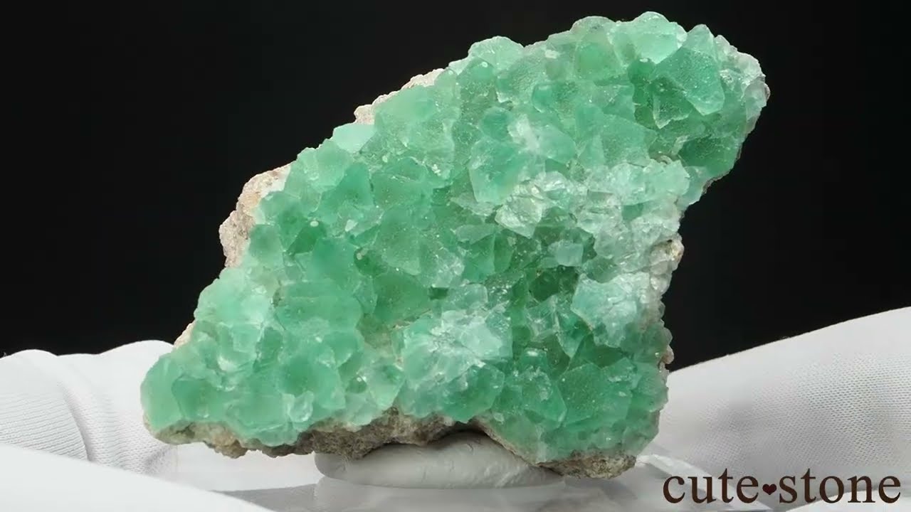 スペイン Berta quarry and mine産グリーンフローライトの原石 No.7