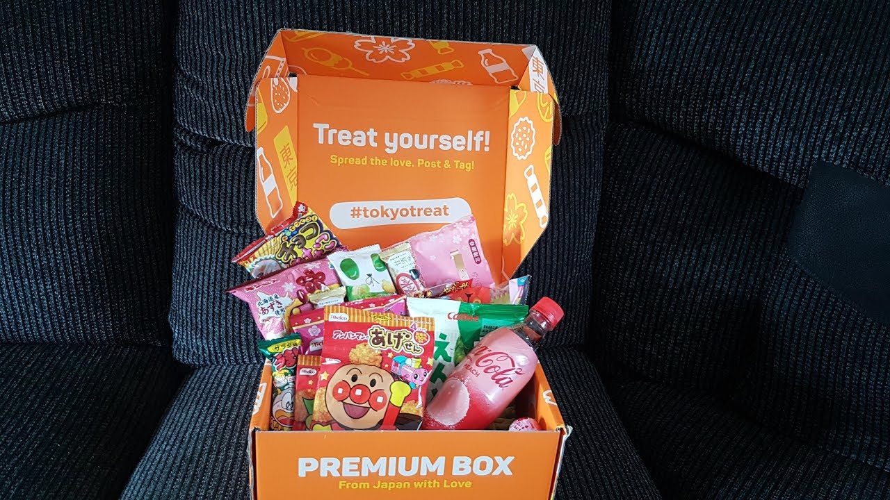 Tokyo Treat March Unboxing And Eating Tokyo Treat March Unboxing And Eating