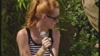 Video thumbnail of "Siobhan Donaghy - Overrated live"