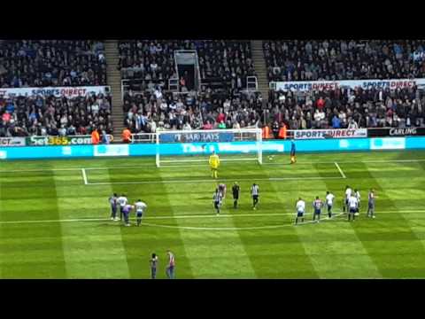 Newcastle 1-0 Crystal Palace  Cabaye Penalty Saved By Darlow Geordies roar