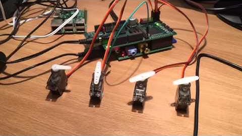 Python 4 servo keyboard control