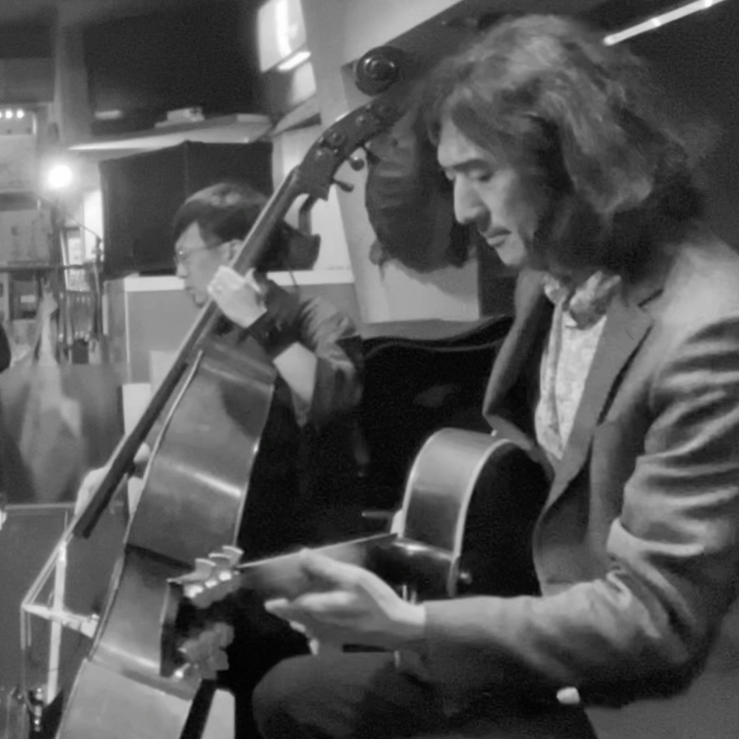 Oh, Lady Be Good! Guitar and Bass Duo #gibsonjohnnysmith