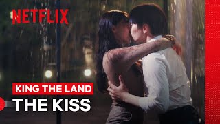 Gu Won and Sa-rang Finally Kiss | King The Land | Netflix Philippines