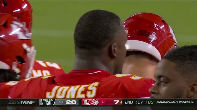 Ex-Michigan QB steps in for Patrick Mahomes, leads 98-yard TD drive in  Chiefs' win 