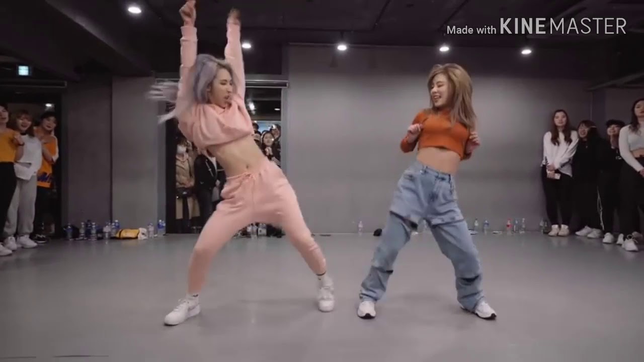 •Love at first sight?•
[NCT HAECHAN] (ONESHOT)