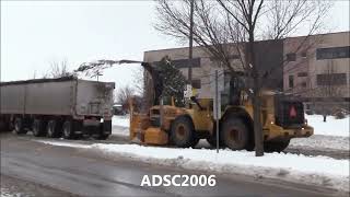 CAT 950M Loading Dump Trailer With Larue D60 Blower