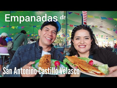 Las FAMOSAS EMPANADAS y CHOCOLATE ATOLE de SAN ANTONINO Castillo Velasco. Mercados de Oaxaca.