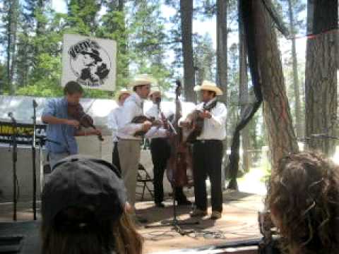Windy Hill Song - (Grassvalley 6/19/2010)