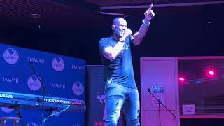 BRIAN MCKNIGHT (Faithfully) Live HAWAII 03Nov2023  Tropic Recreation Center Schofield Barrack! ❤️