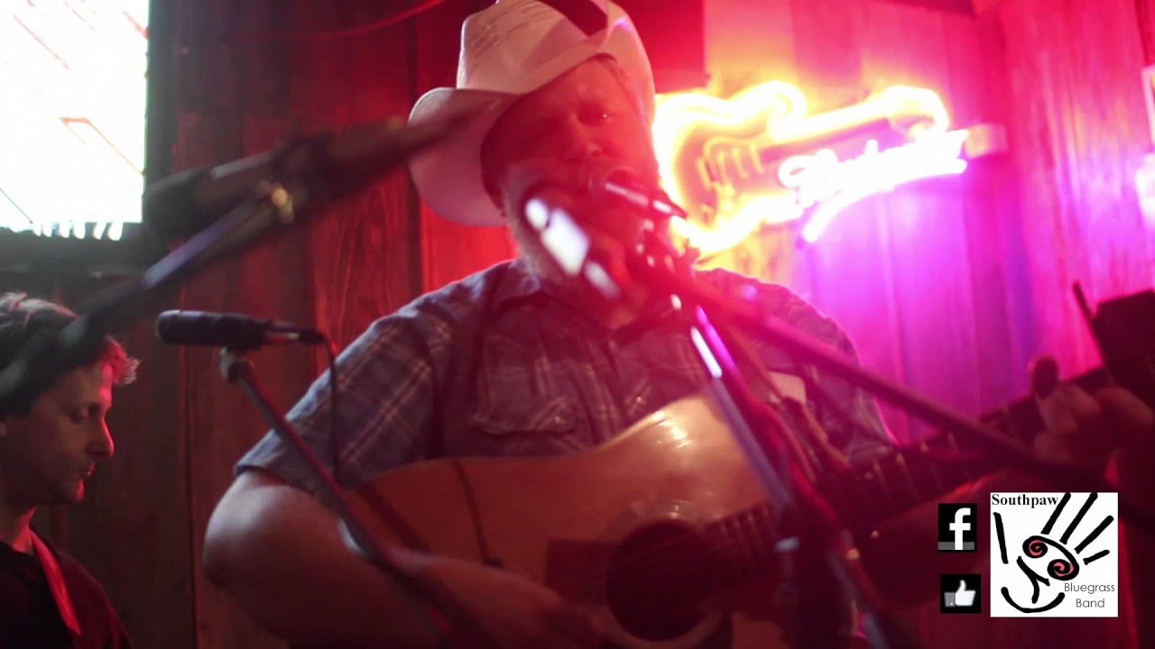 Obejrzyj Southpaw Bluegrass Band - Outskirts of Town (Live) w YouTube Obejrzyj Southpaw Bluegrass Band - Outskirts of Town (Live) w YouTube