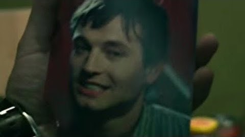 Scott Tibbs throws Adam Stanheight’s picture. (SAW: The Scott Tibbs Documentary)