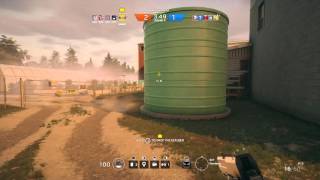Random one shot one kill through wall - Rainbow six Siege
