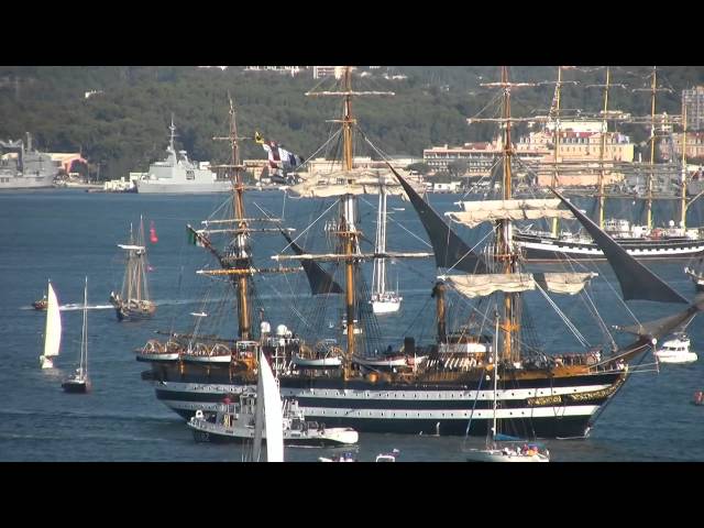 TOULON VOILES DE LEGENDE 2013 DEPART