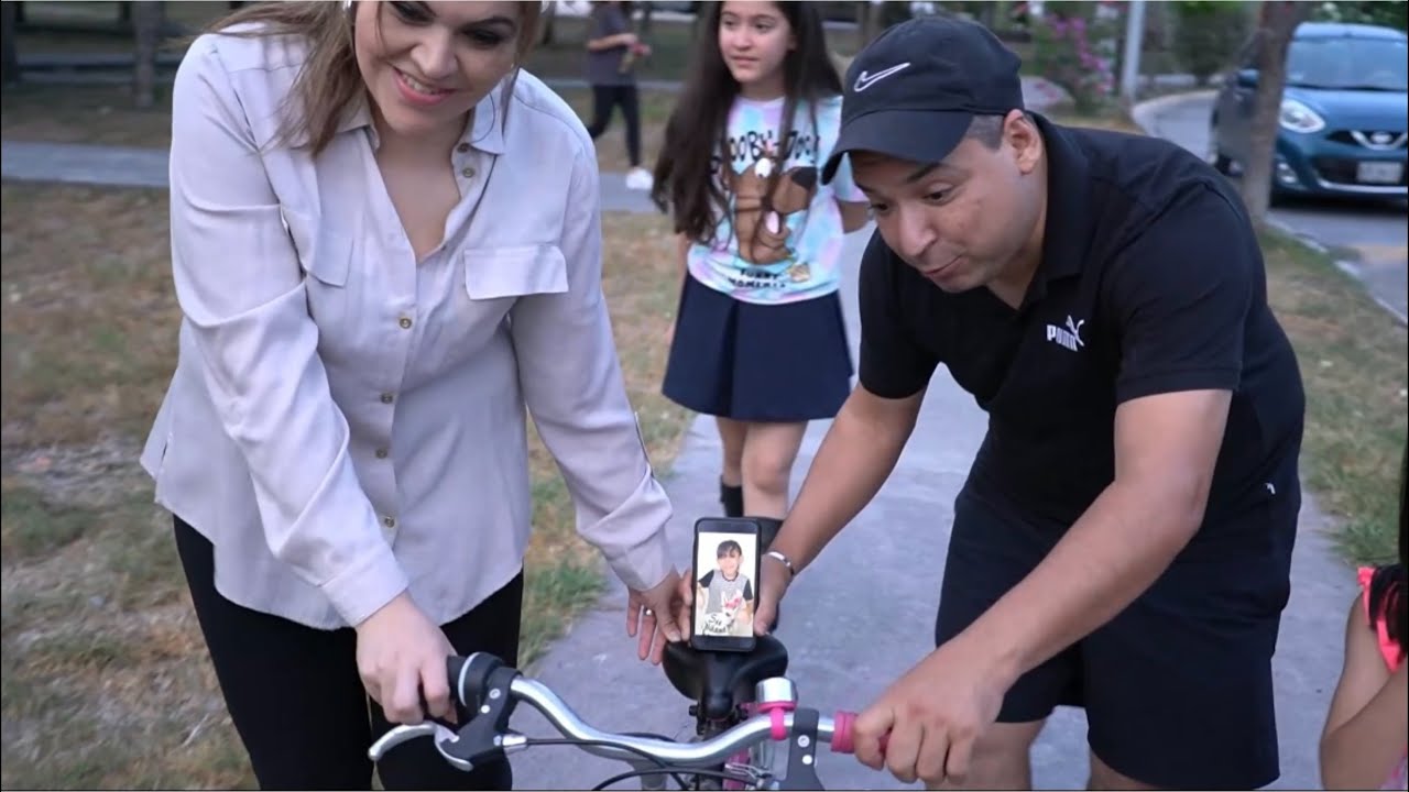 MARCELA ES UN CELULAR