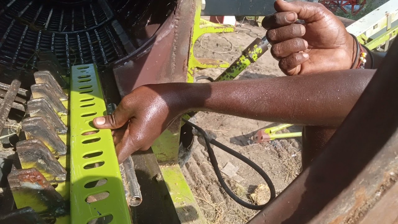 CLAAS CROP TiGER Riper