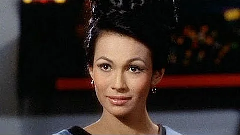 BARBARA LUNA