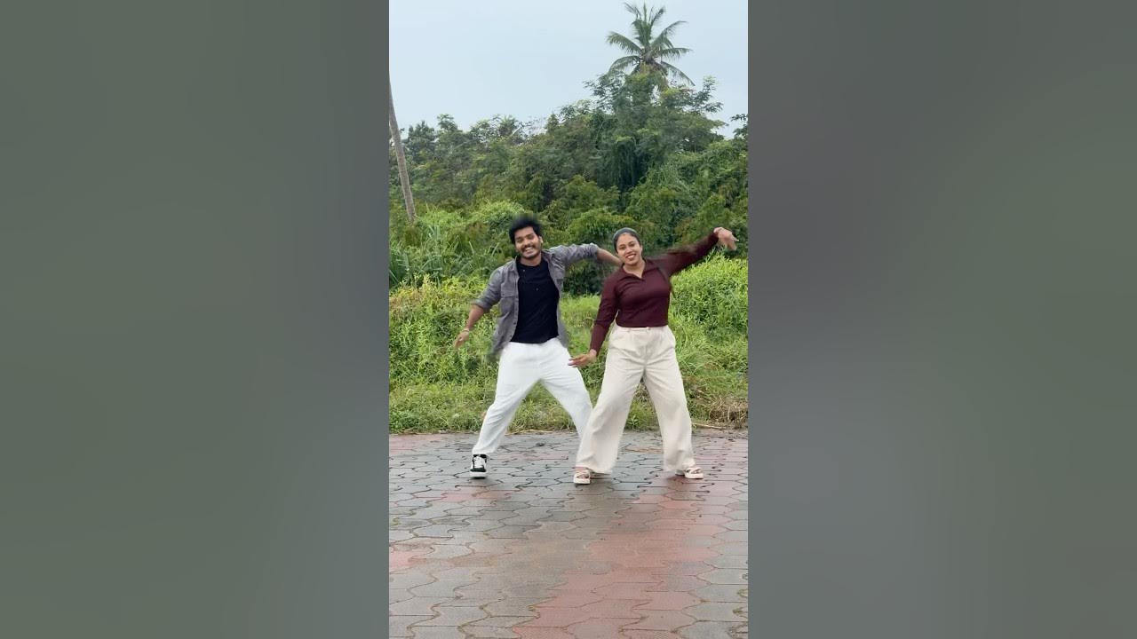 Vaarayo vaarayo ❤️ #shorts #trendingonshorts #love #dance Vaarayo vaarayo ❤️ #shorts #trendingonshorts #love #dance