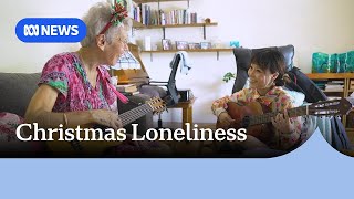 Volunteer programs bringing people together to tackle loneliness this Christmas | ABC NEWS