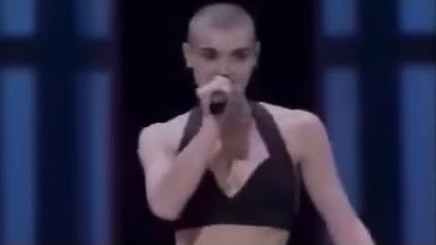 Sinead O’Connor mandinka live at 1989 Grammys