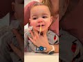 この赤ちゃんは呼吸困難を起こしているようです！😥👶