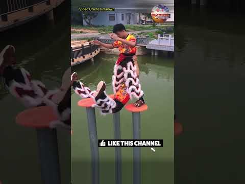 Chinese Lion Dance Training Over Pond and Fail😱😱#shorts #liondance #mualan #shortsfeed #shortsvideo