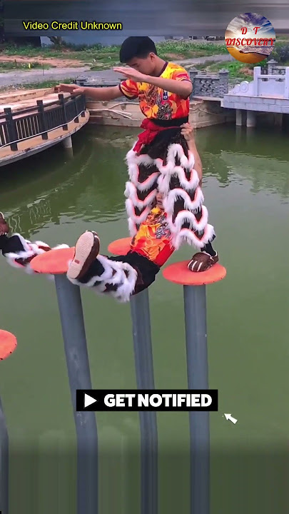 Chinese Lion Dance Training Over Pond and Fail😱😱#shorts #liondance #mualan #shortsfeed #shortsvideo
