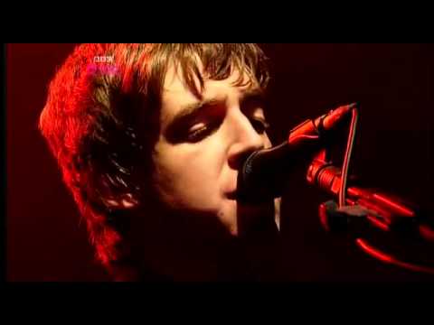 Last Shadow Puppets - Standing Next to Me (Reading 2008) [lyrics/legendado]