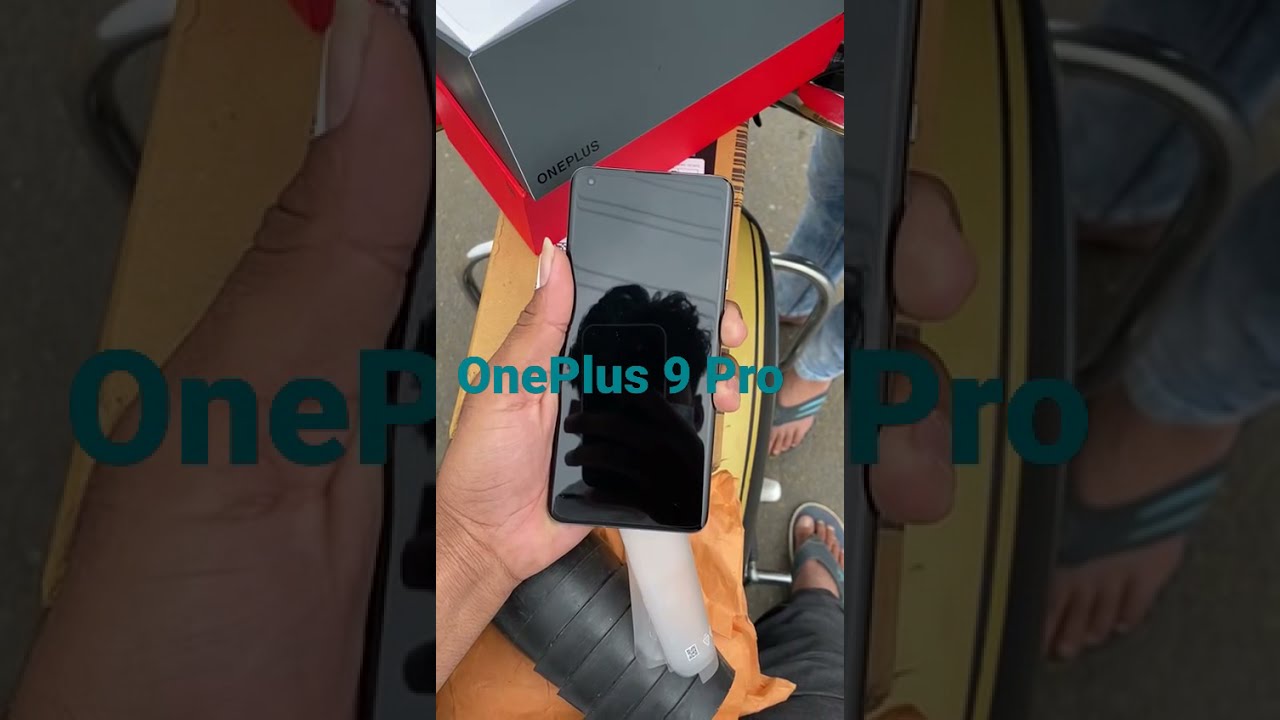 OnePlus 9 Pro unboxing by Amazon.com short video unboxing