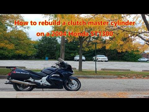I rebuild my 2004 Honda ST1300 Clutch Master Cylinder - YouTube