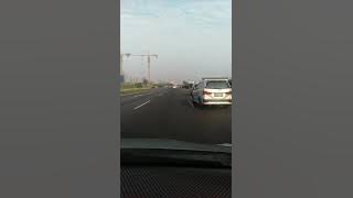 Aku bukan pintu - Vanny Vabiola