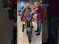 SBM 250T NA COR VERMELHA #sbm250t #flyp #shorts