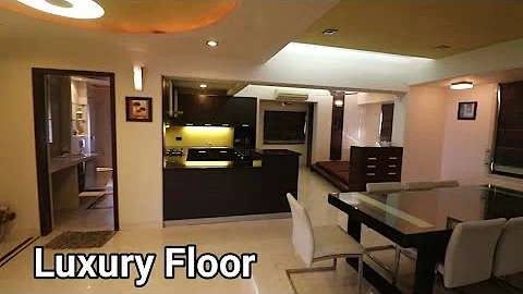 Sea Facing 4BHK Rent in Bandra West / Personal Lift,9th floor / 2500 square feet