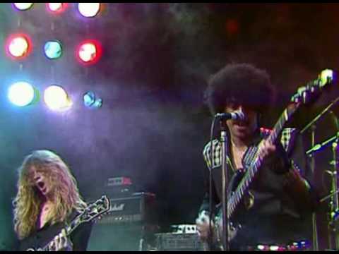 Thin Lizzy - The Boys Are Back In Town (Live)