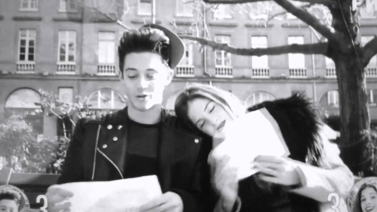 Ruggelaria || Kiss The Girl