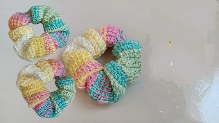 How To Crochet Scrunchies - Free Pattern \\ Beginner Friendly And Easy!