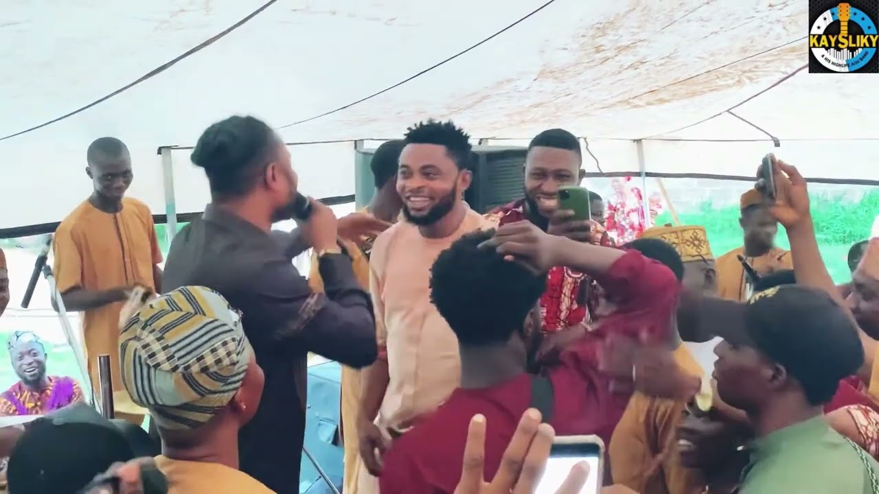 KAYSLIKY FT D FAMOUS AT FUNERAL CEREMONY OF MRS ABEKE ADEKOLA