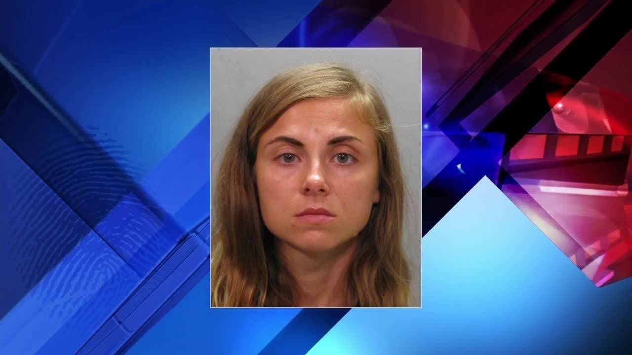 Mom charged with neglect after 2 kids left in hot car, police say - YouTube