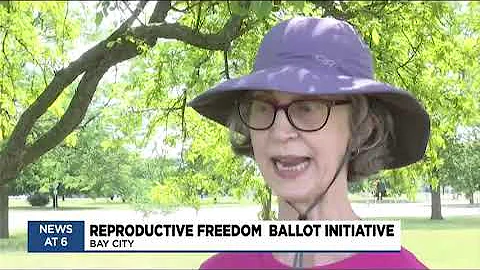 Advocates gather signatures for abortion rights ballot initiative