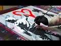 Cration street art en pochoir first love une oeuvre en peinture acrylique  dmonstration 