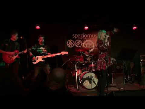 "Whole lotta love" by The Blue Flames