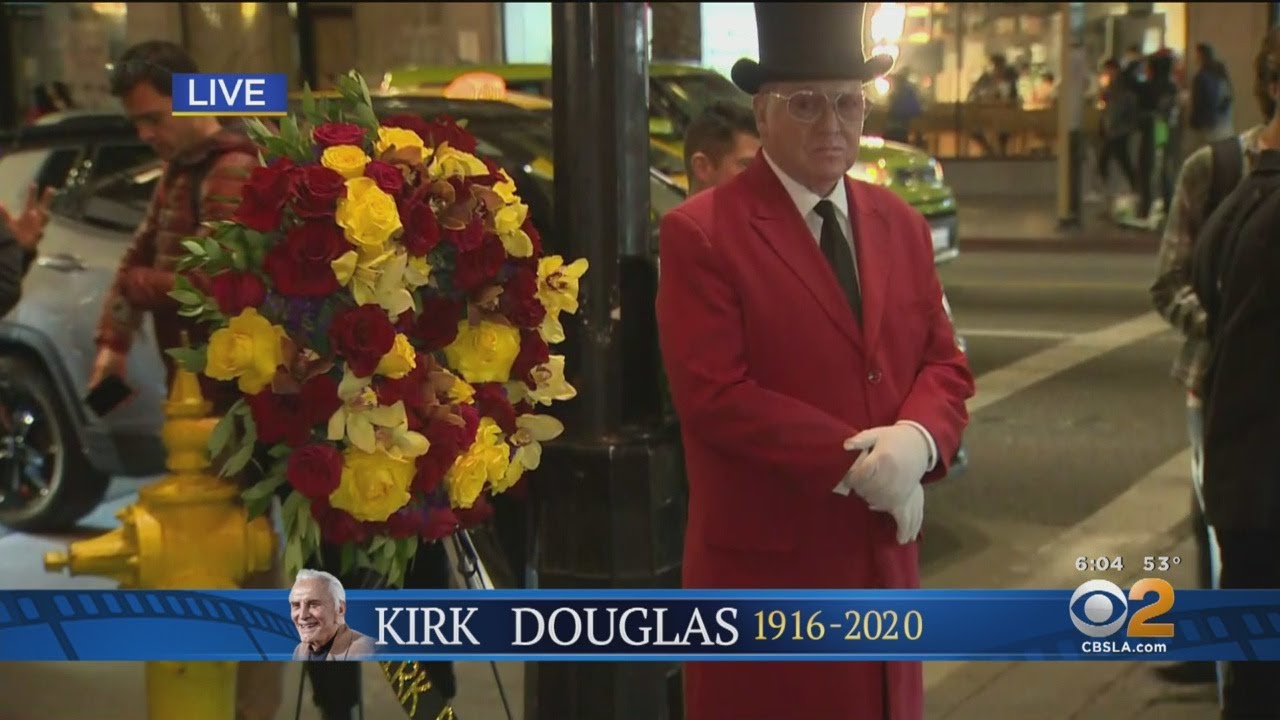 Memorial Grows On Kirk Douglas' Hollywood Walk Of Fame Star