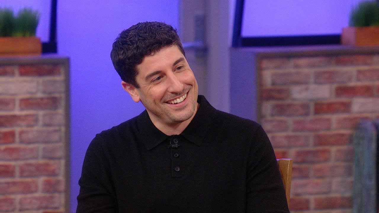 Jason Biggs On His Embarrassing Parenting Story Involving Baby Poop | Rachael Ray Show