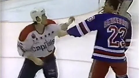 Alan May vs Jeff Beukeboom