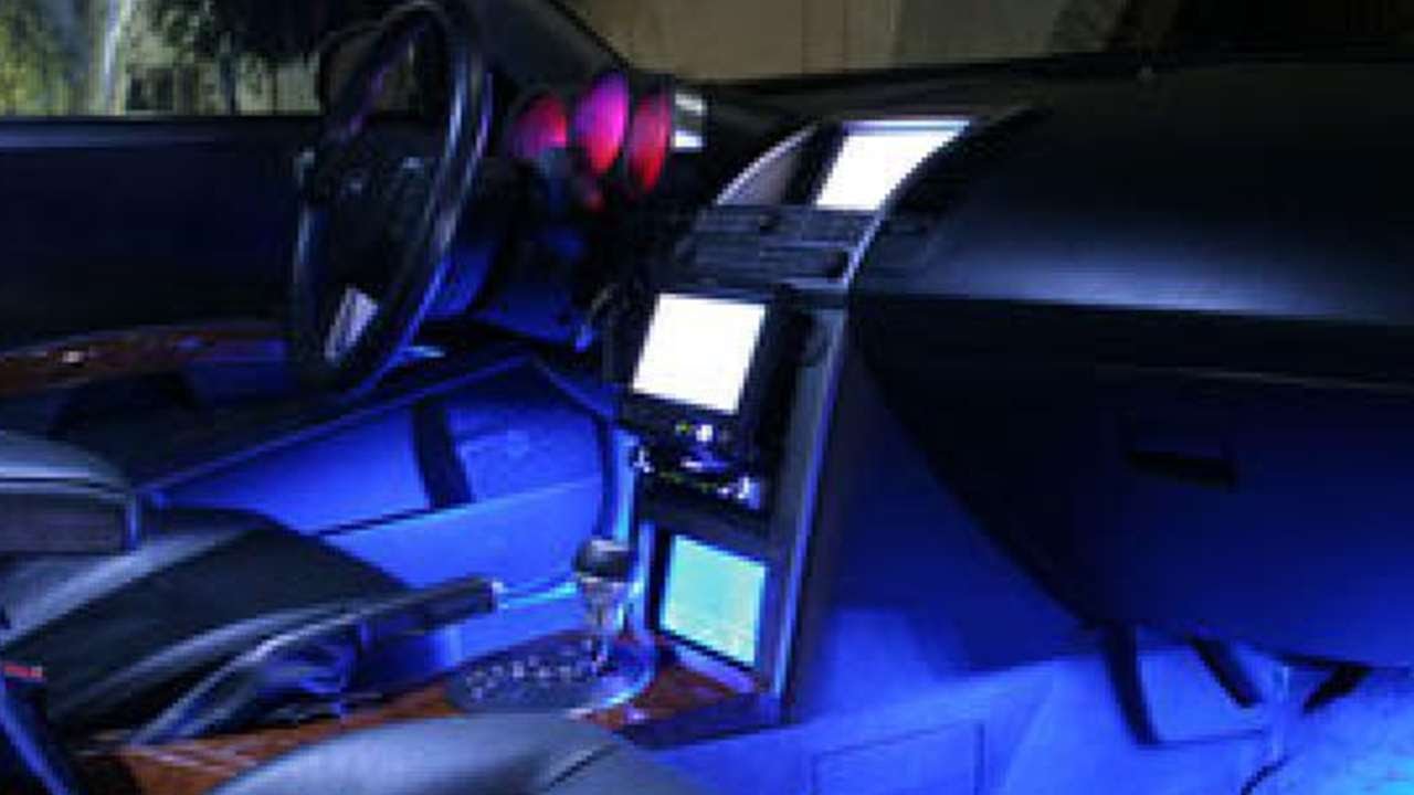 #2136. Cars with Illumination [RUSSIAN SUPER AUTO] zilong